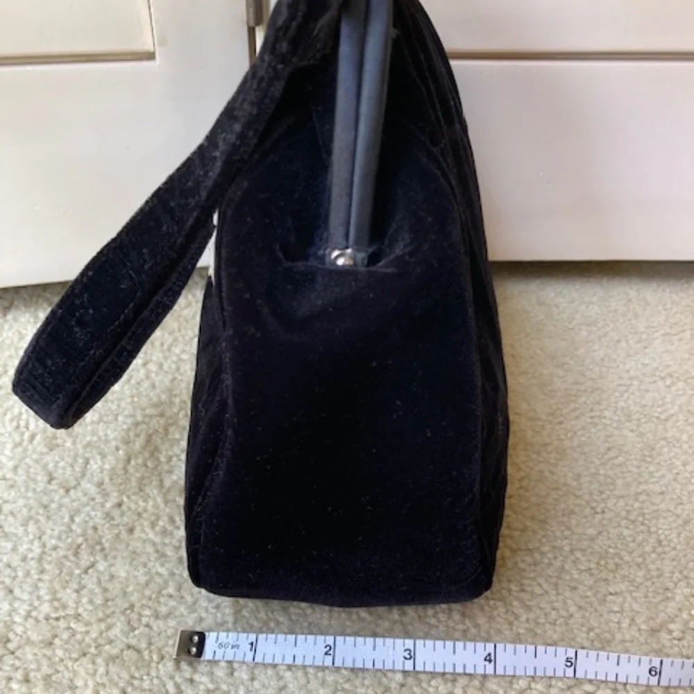 Lulu Guinness London Black Velvet Purse - Picture 7 of 11
